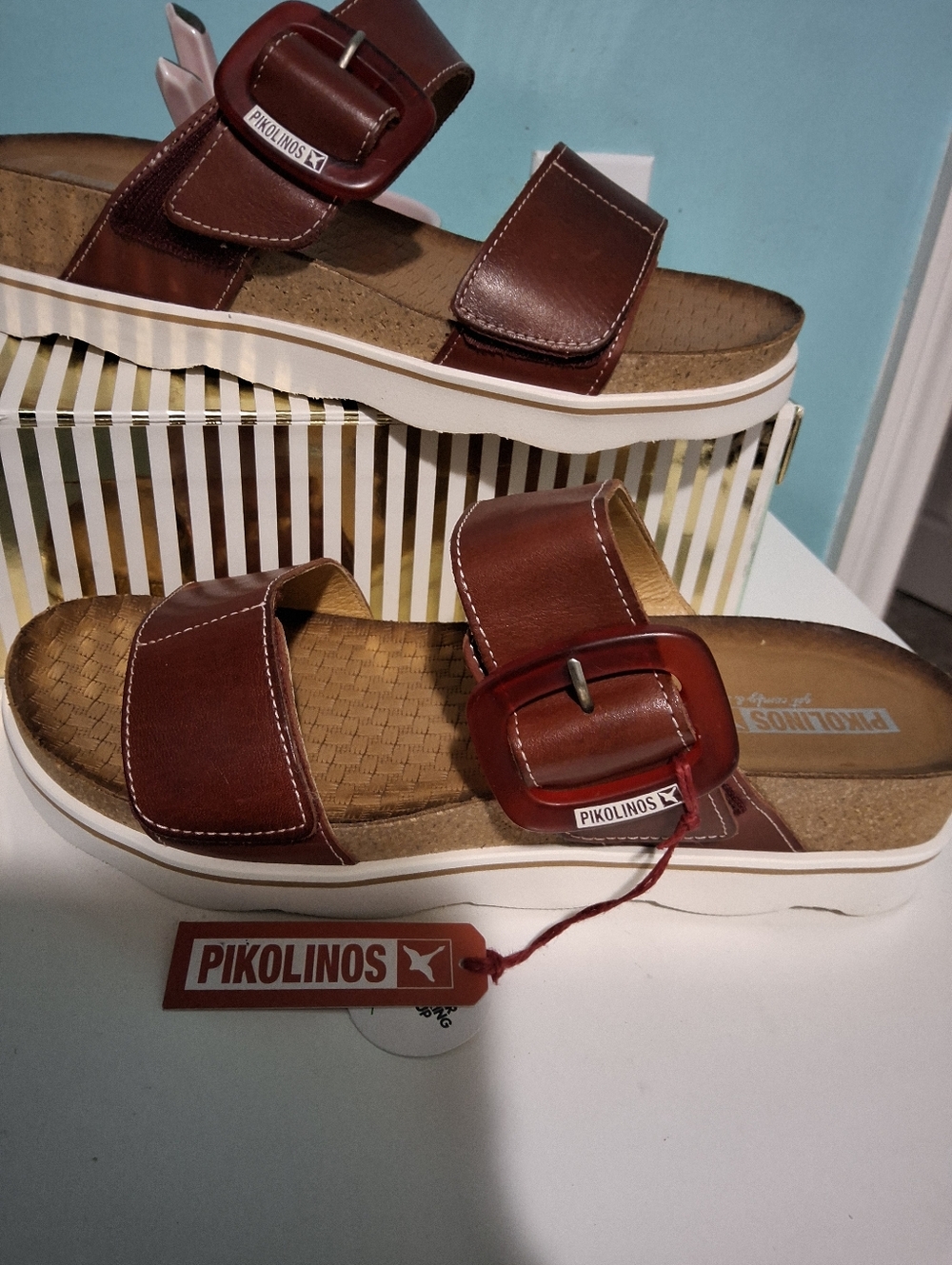 NWT  PIKOLINOS Women's Burgundy Leather Cork Slide with Statement Buckle Size 10